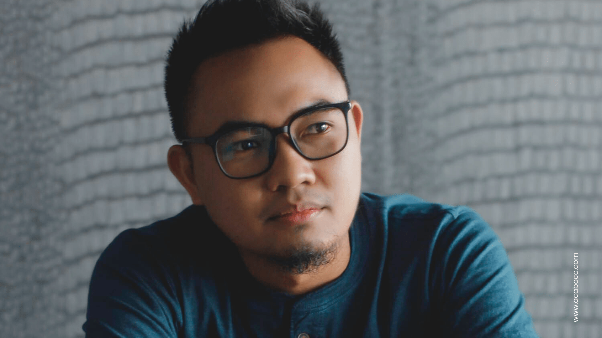 photo image of Syed Qassim Acabo for the cover of the Ultimate Freelancer Guide